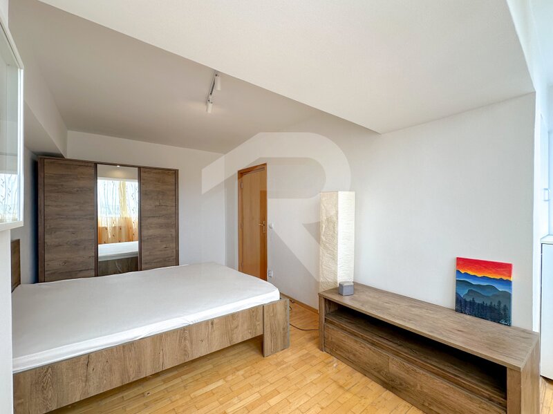 Alba Iulia Rond, apartament cu 3 camere de inchiriat, pretabil firma